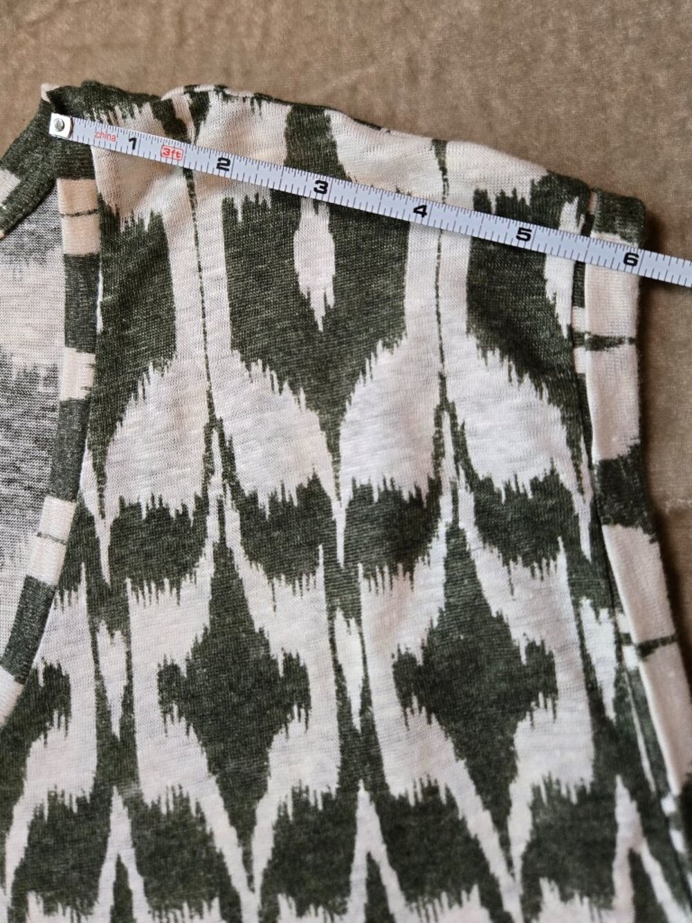 LOFT Olive Green Ikat 100% Linen Scoop Neck Top M Boho Tribal Short Sleeve - Picture 8 of 13